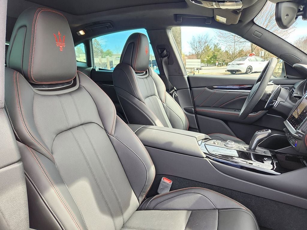 New 2024 Maserati Levante GT Ultima image 24
