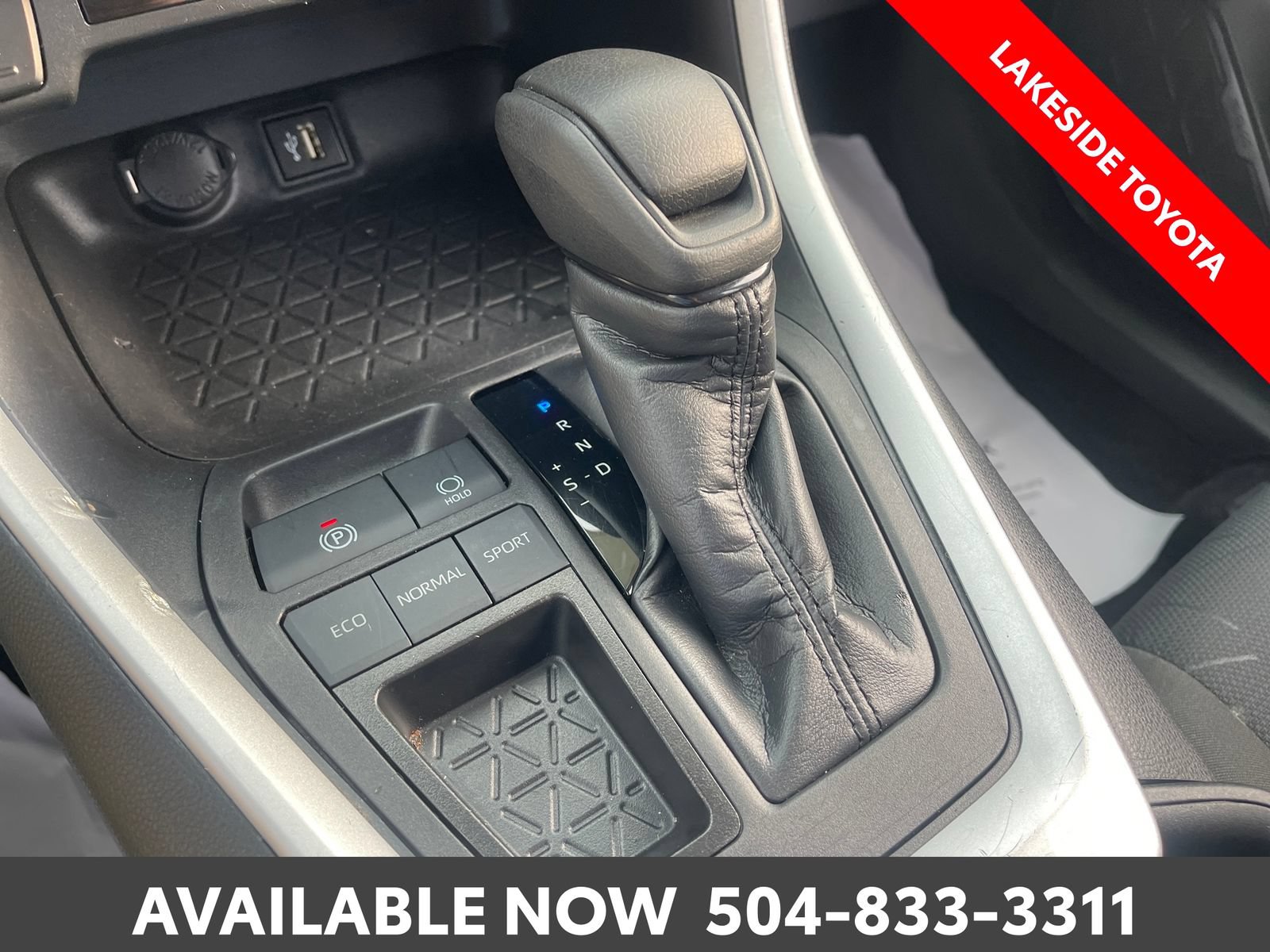 Certified 2024 Toyota RAV4 XLE FWD image 32