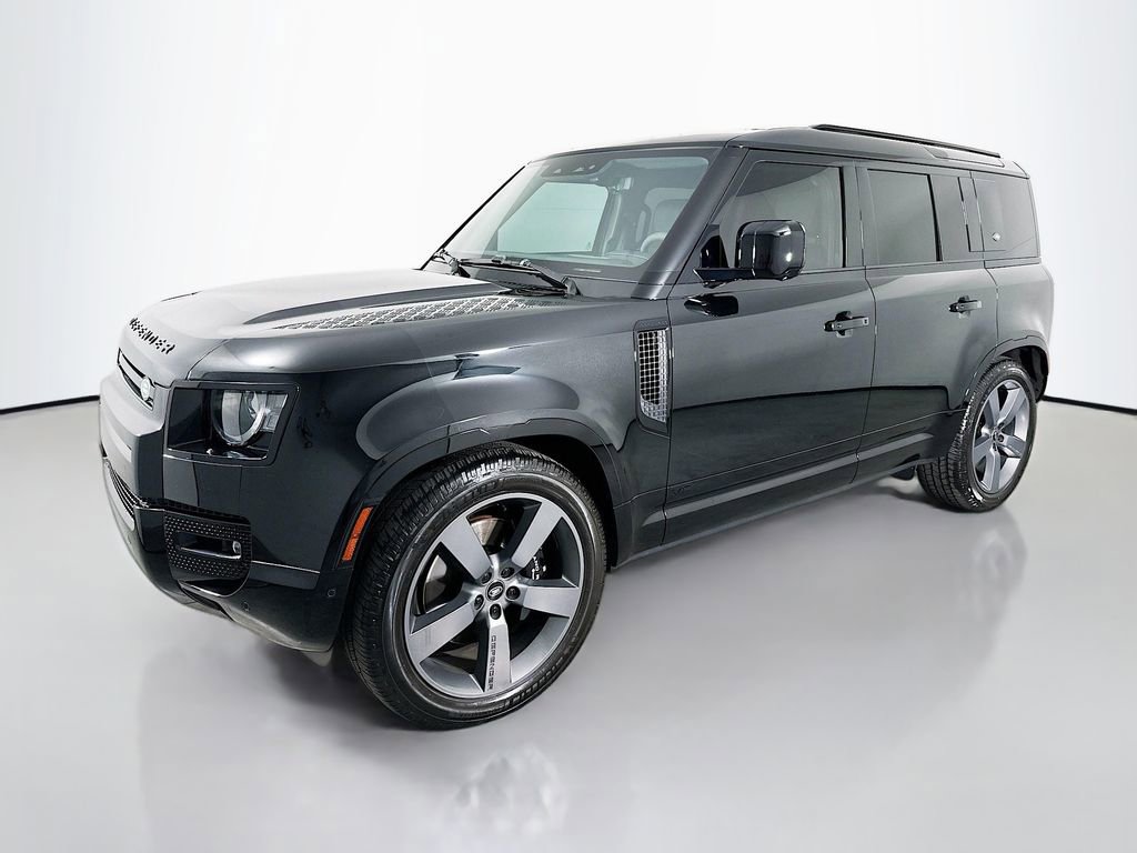 Used 2023 Land Rover Defender 110 V8 image 1