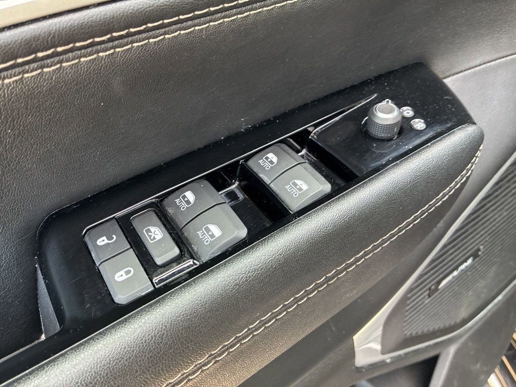 Used 2024 Jeep Wagoneer Series III image 12