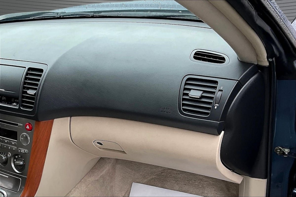 Used 2006 Subaru Outback 2.5i AWD/4WD image 25