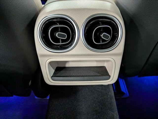 Used 2023 Mercedes-Benz C 300 4MATIC Sedan image 16