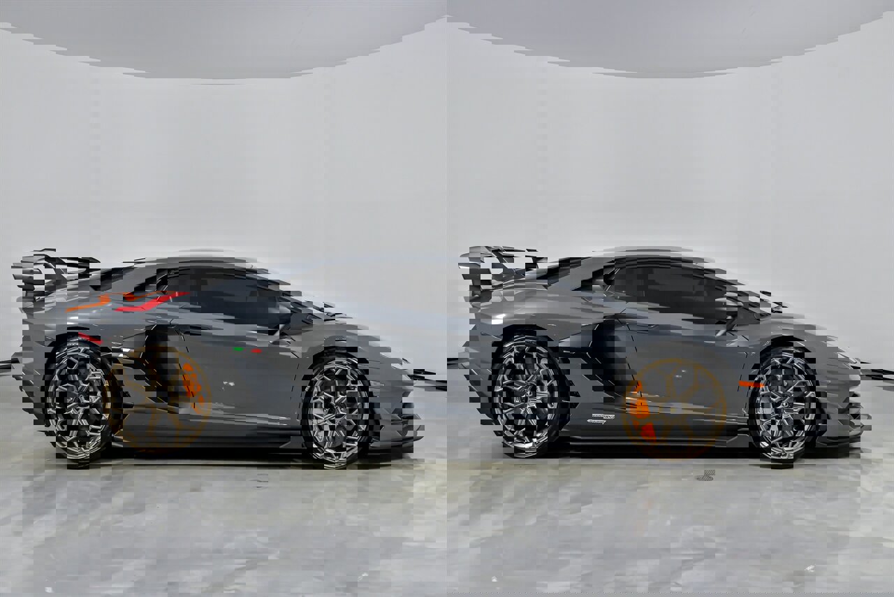 Used 2019 Lamborghini Aventador SVJ image 15