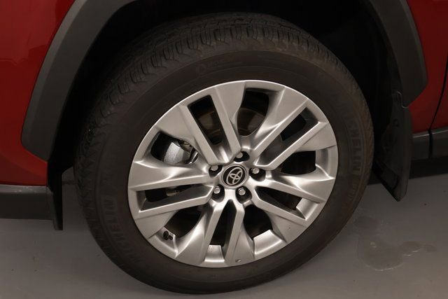 Certified 2025 Toyota RAV4 XLE Premium image 9
