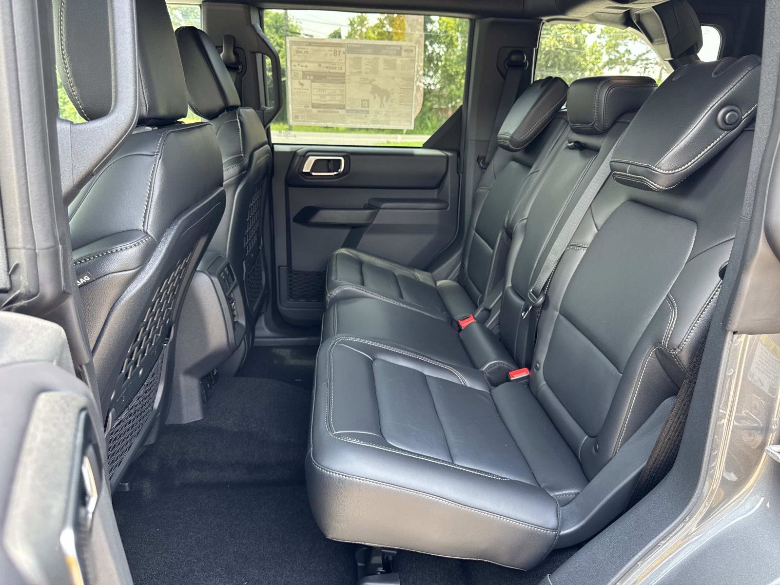 New 2025 Ford Bronco Badlands image 7