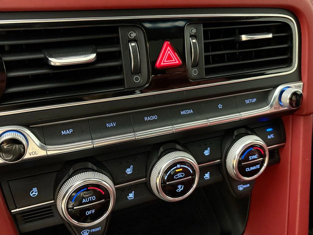 Used 2022 Genesis G70 3.3T Launch Edition image 35