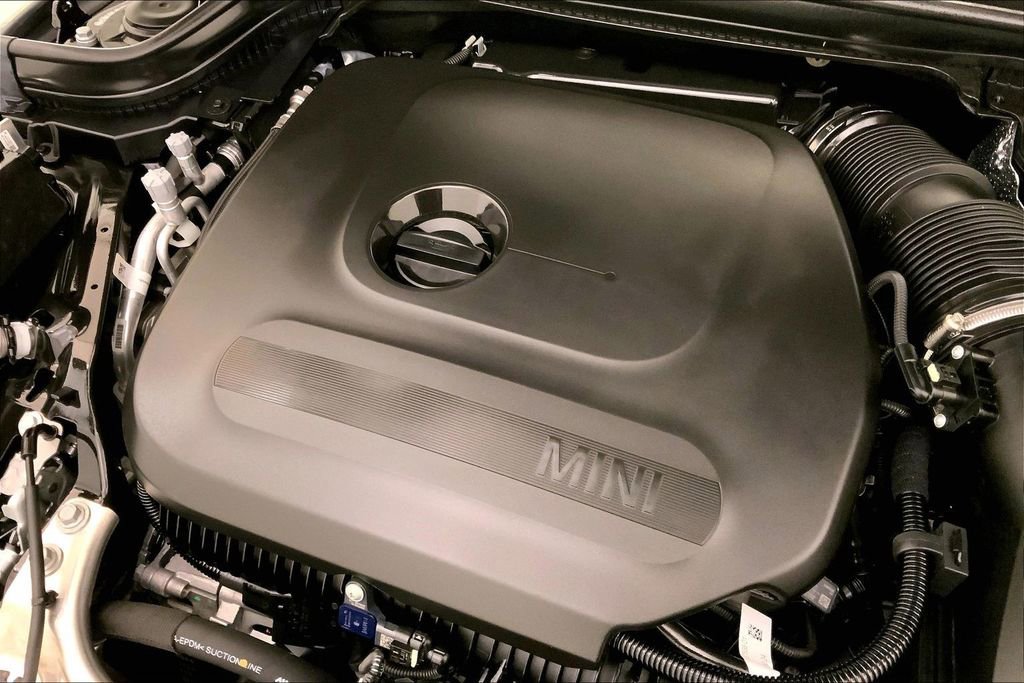 Certified 2025 MINI Cooper S image 31