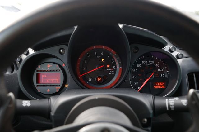 Used 2020 Nissan 370Z NISMO image 24