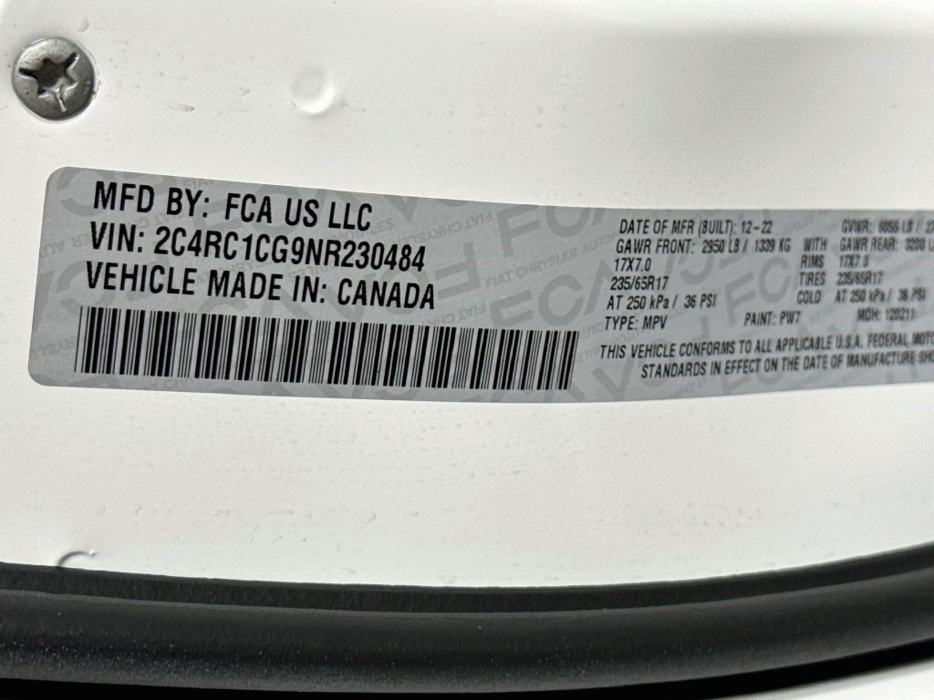 Used 2022 Chrysler Voyager LX FWD image 37