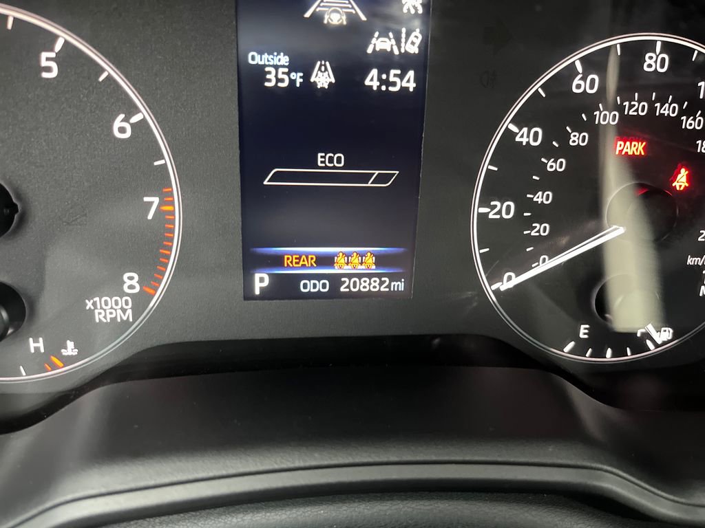 Certified 2024 Toyota Corolla Cross L image 17