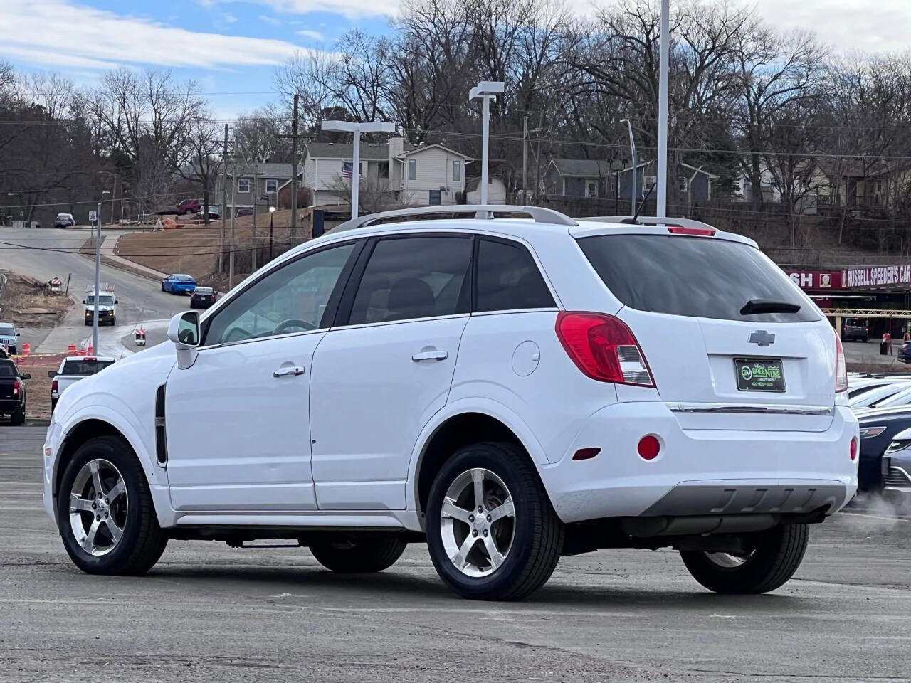Used 2013 Chevrolet Captiva Sport LT FWD image 3