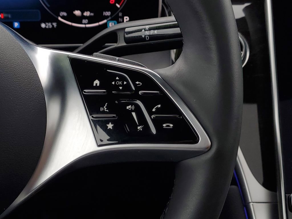 Used 2025 Mercedes-Benz GLC 350e image 20