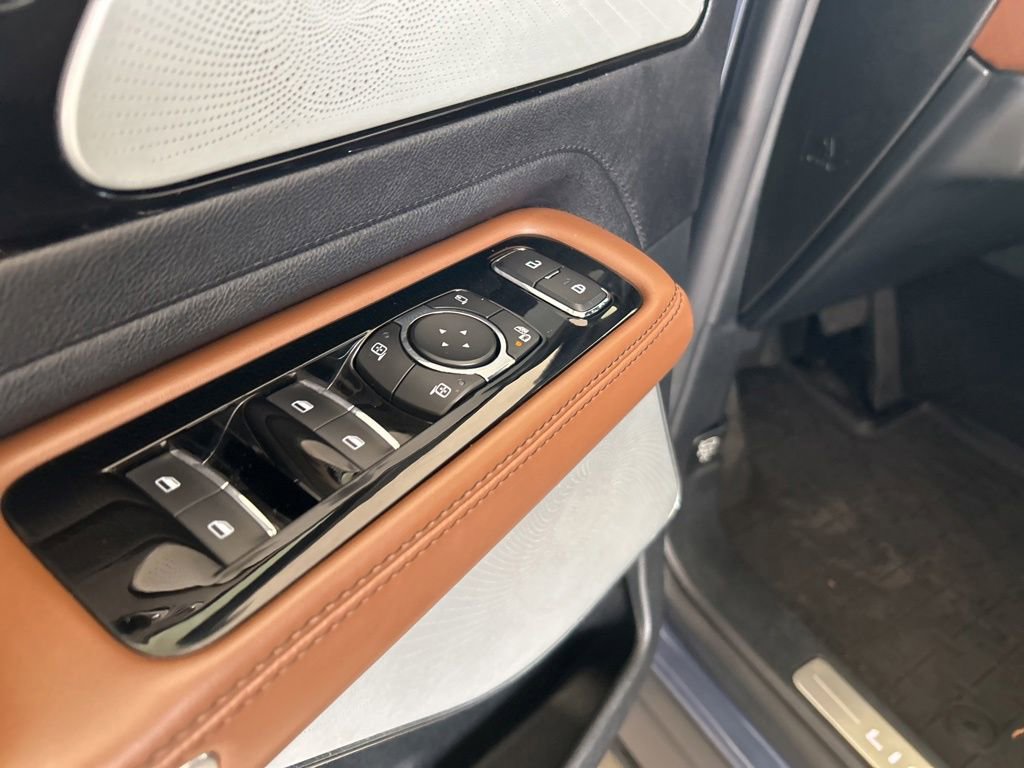 Used 2021 Lincoln Aviator Reserve w/ Equipment Group 201A RWD image 48