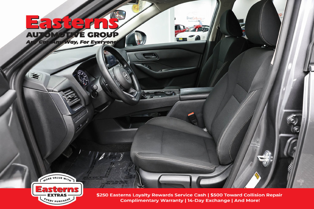 Used 2024 Nissan Rogue S AWD/4WD image 15