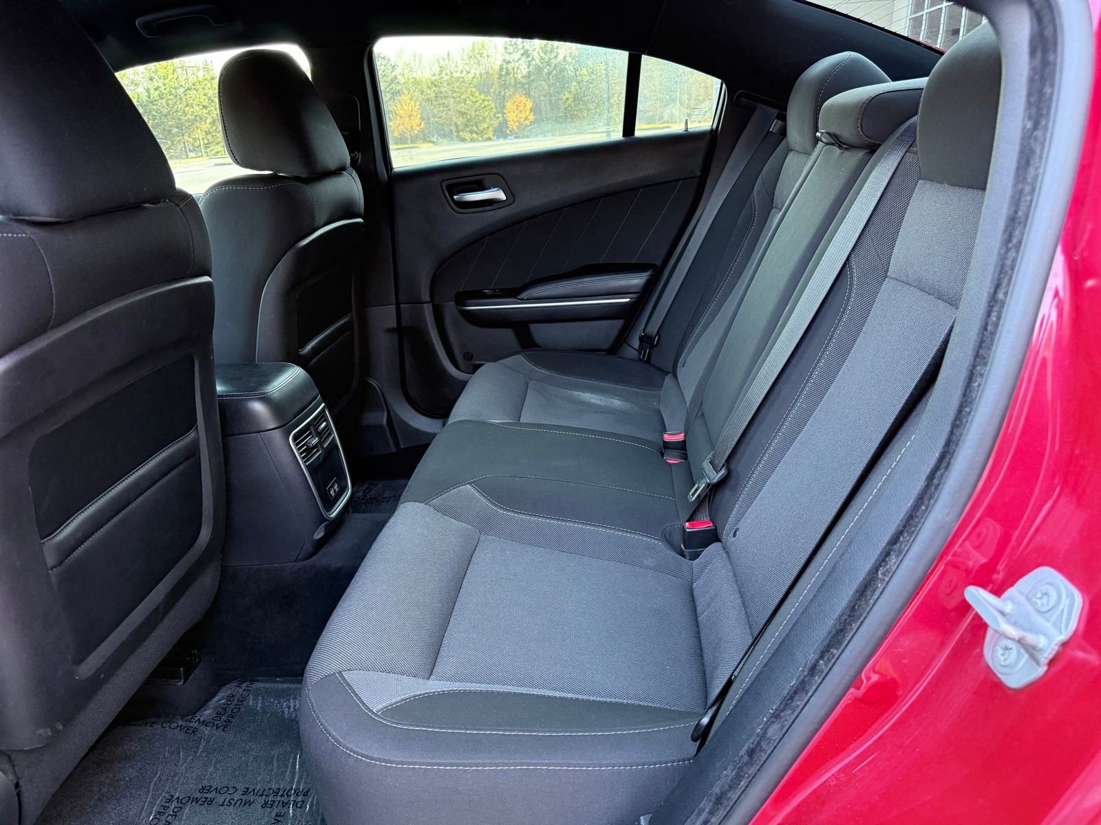 Used 2015 Dodge Charger R/T image 37