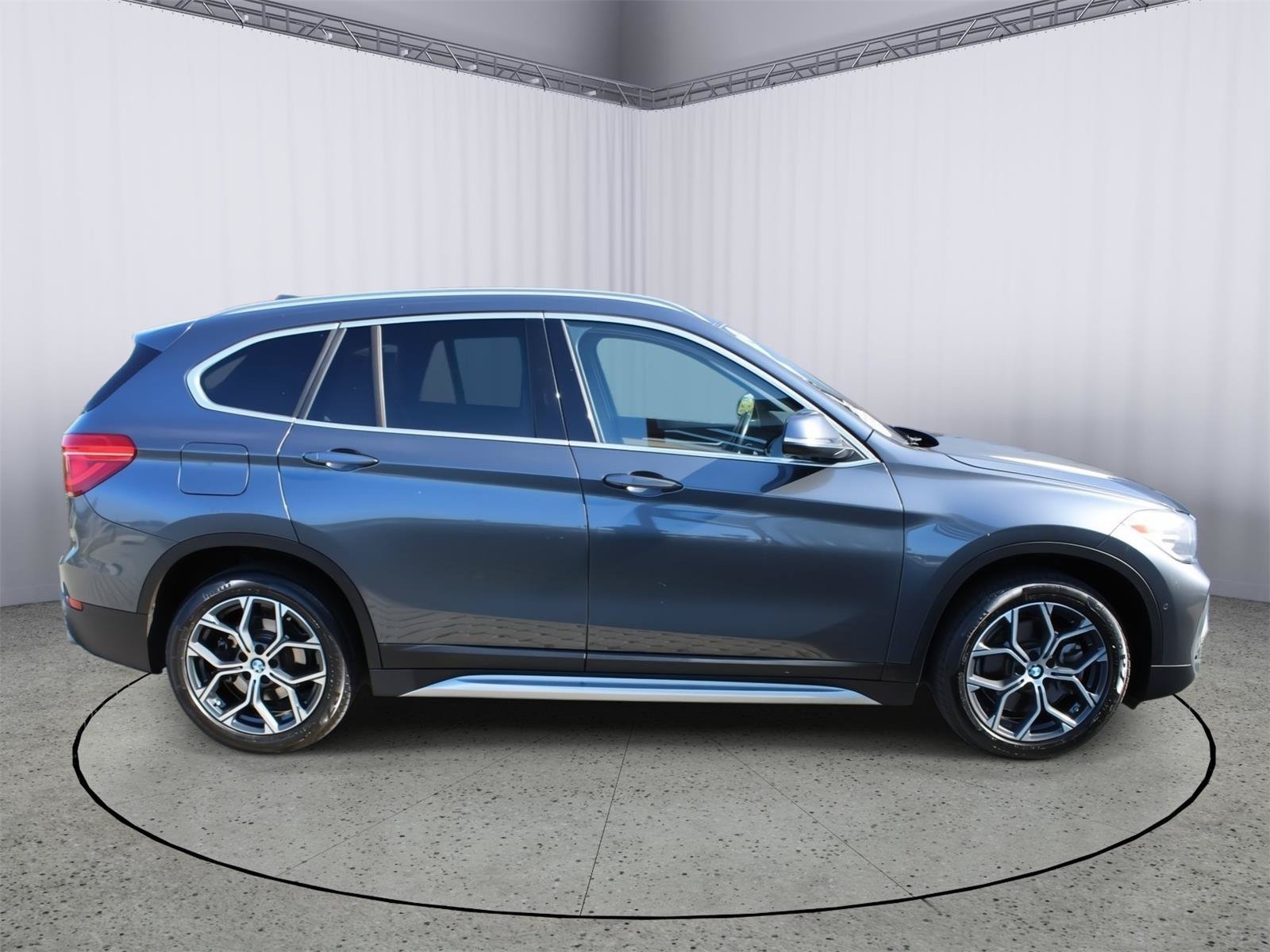Used 2020 BMW X1 sDrive28i w/ Convenience Package FWD image 9
