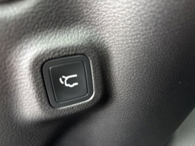 New 2026 Jeep Compass Limited w/ Sun, Sound & Navigation Group image 20