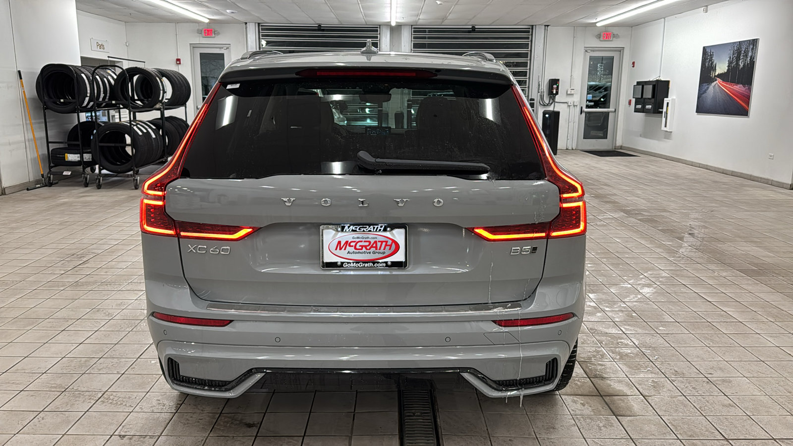 New 2026 Volvo XC60 B5 Ultra w/ Protection Package Premier AWD/4WD image 6