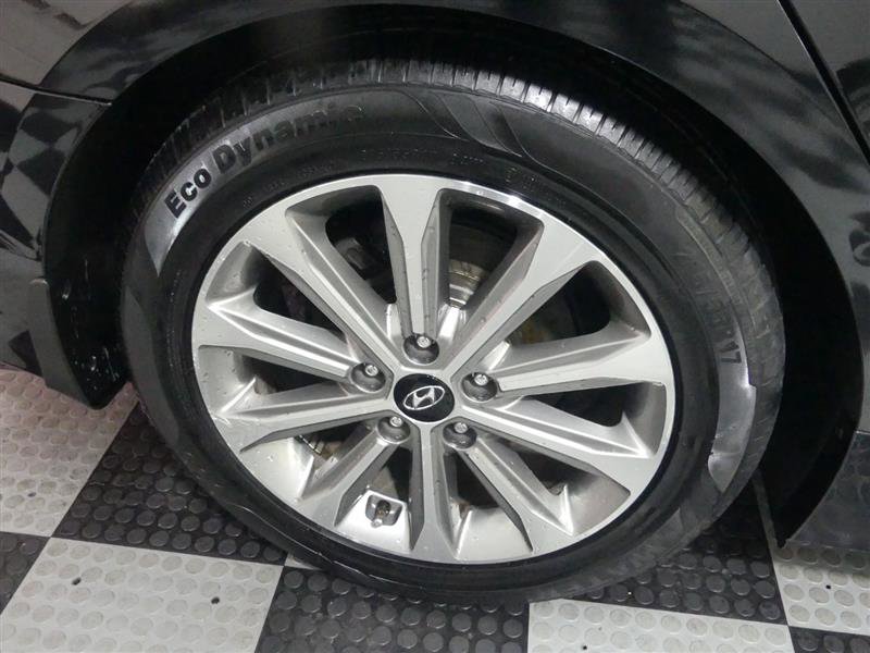 Used 2016 Hyundai Sonata Limited FWD image 16