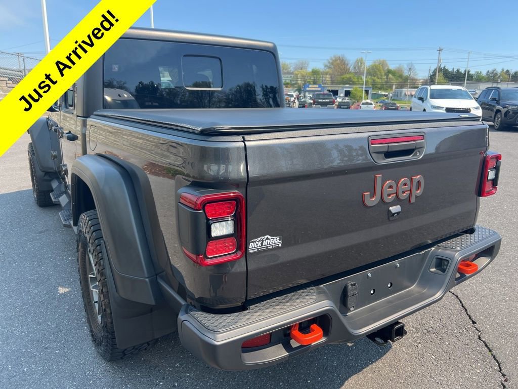 Used 2024 Jeep Gladiator Mojave w/ Convenience Group image 10
