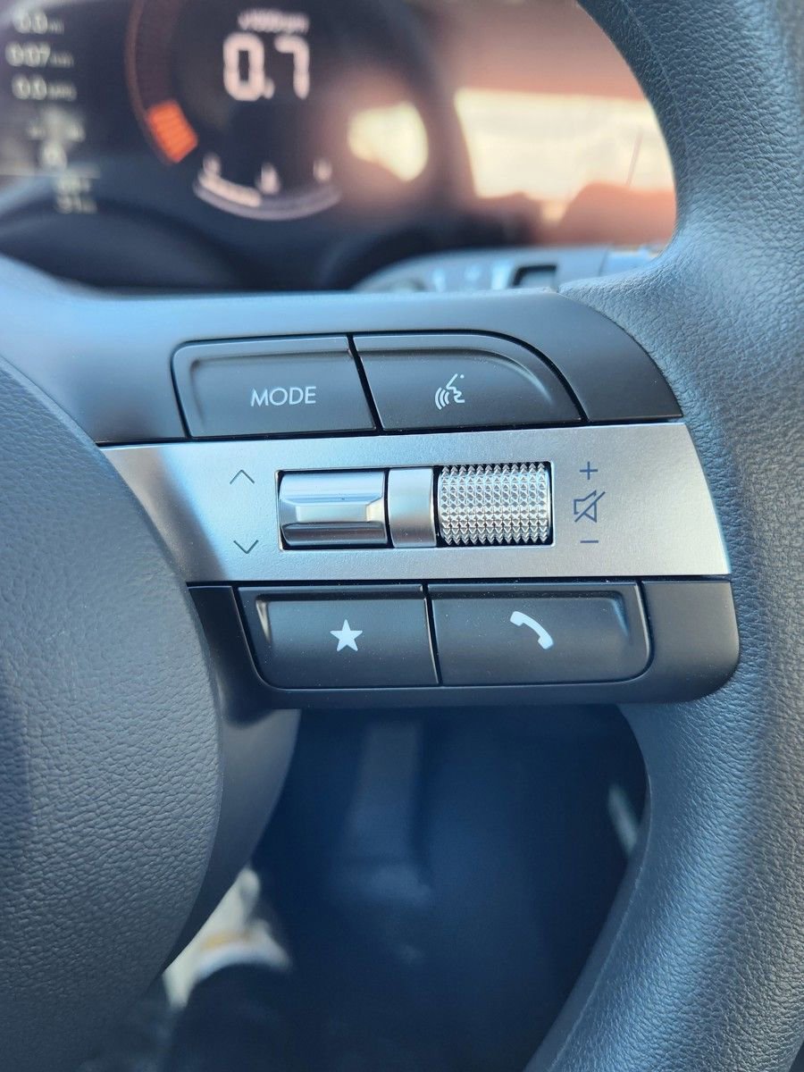 New 2025 Hyundai Sonata SE FWD image 15