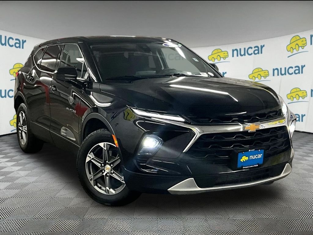 Used 2024 Chevrolet Blazer LT AWD/4WD image 1