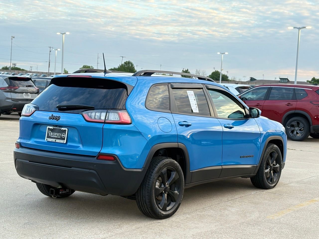 Used 2021 Jeep Cherokee Latitude Plus image 6