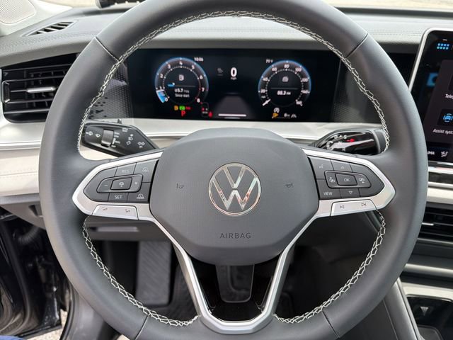 New 2026 Volkswagen Tiguan SE AWD/4WD image 15