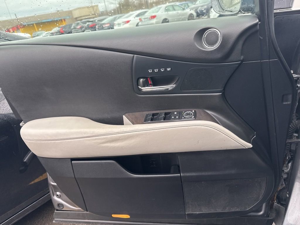 Used 2013 Lexus RX 350 350 w/ Navigation Pkg image 9