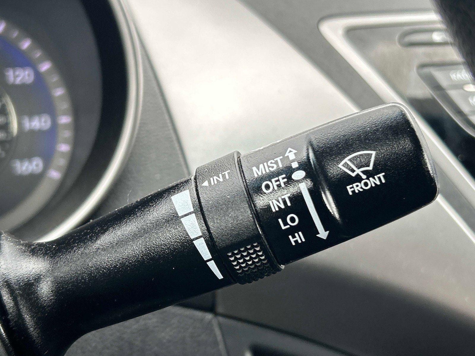 Used 2013 Hyundai Elantra FWD image 22