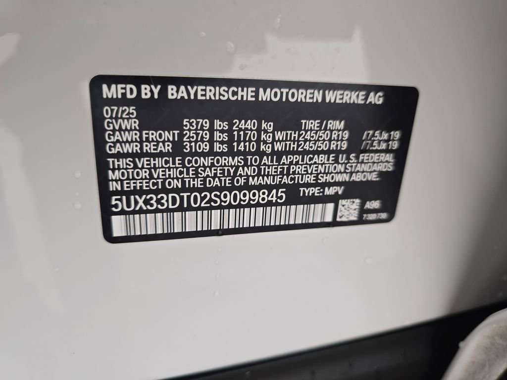 Certified 2025 BMW X4 xDrive30i w/ Premium Package image 31