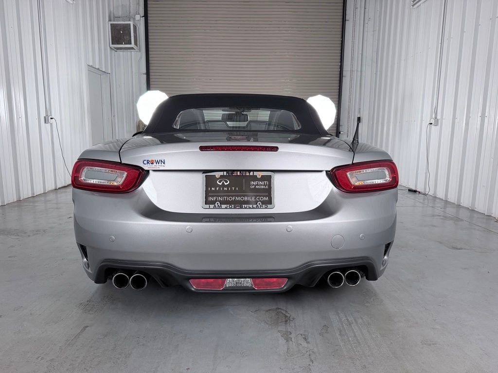Used 2017 FIAT 124 Spider Abarth RWD image 6