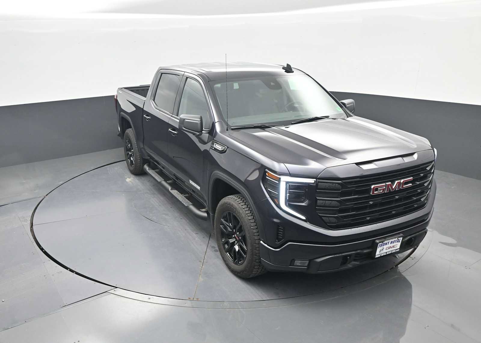 Used 2026 GMC Sierra 1500 Elevation w/ Elevation Select Package AWD/4WD image 32