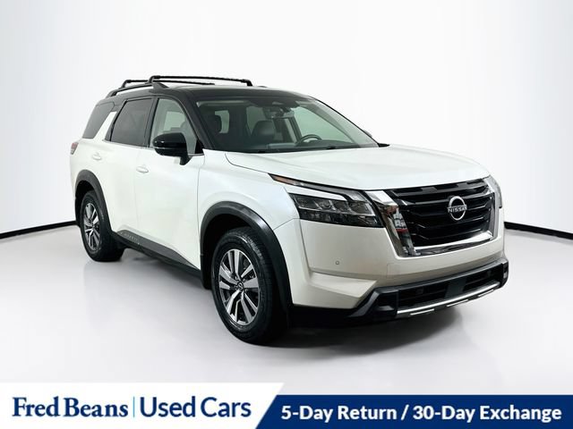 Certified 2024 Nissan Pathfinder SL AWD/4WD image 1