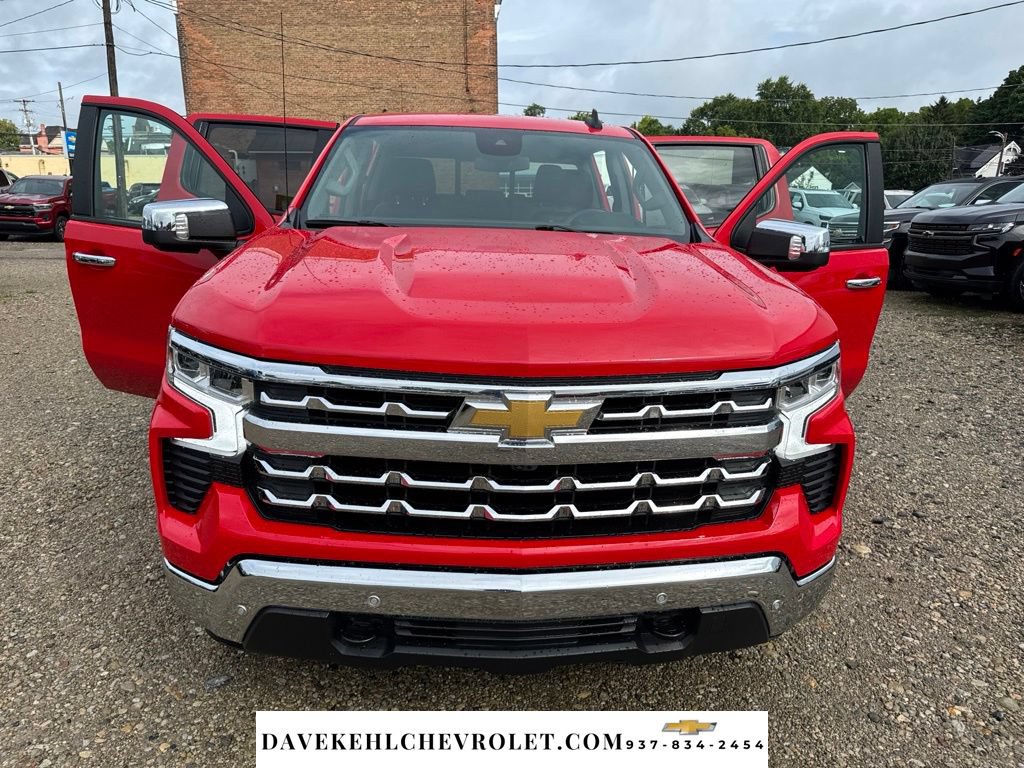Used 2024 Chevrolet Silverado 1500 LT AWD/4WD image 34