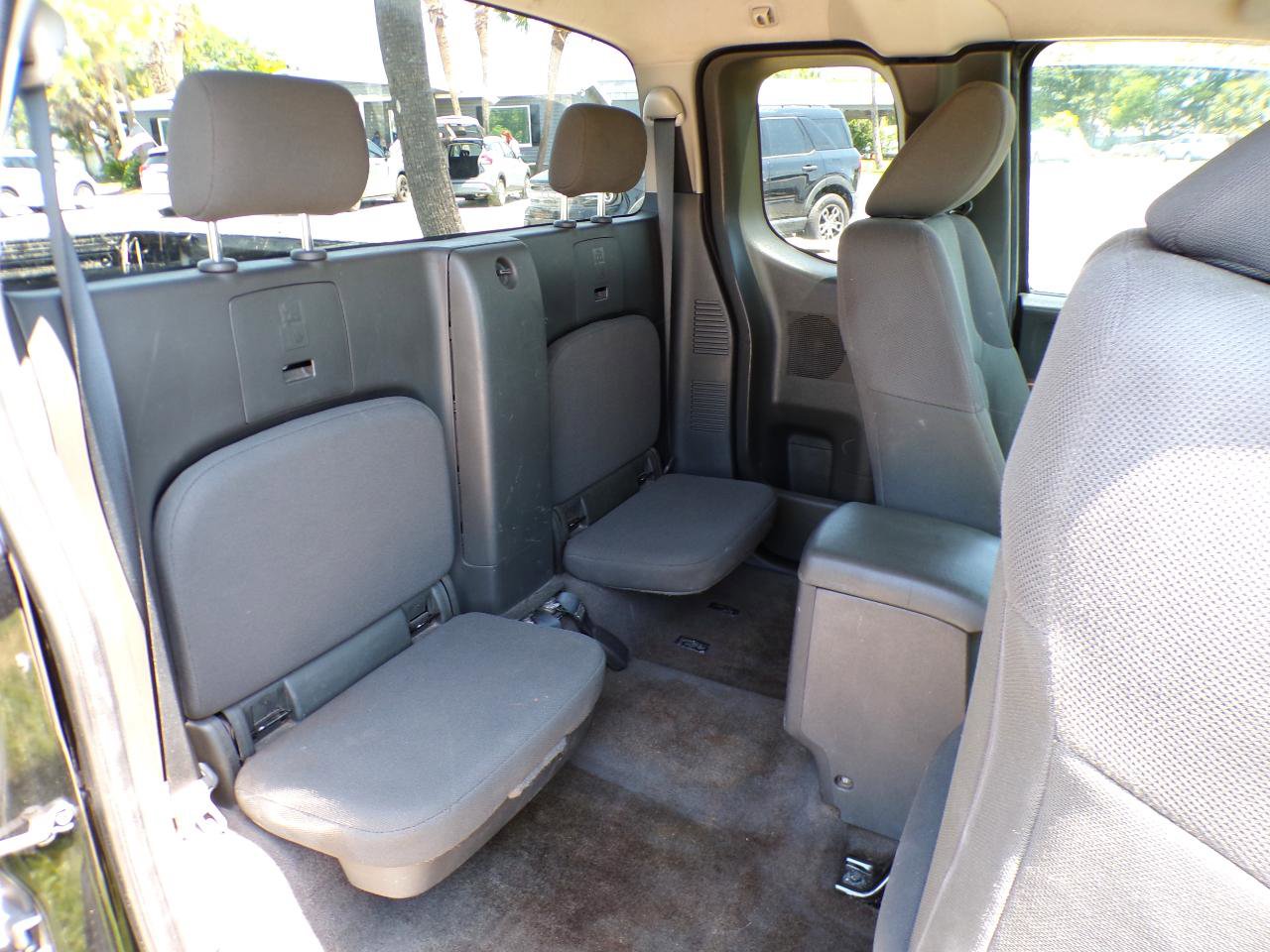 Used 2015 Nissan Frontier S w/ S Preferred Package RWD image 22