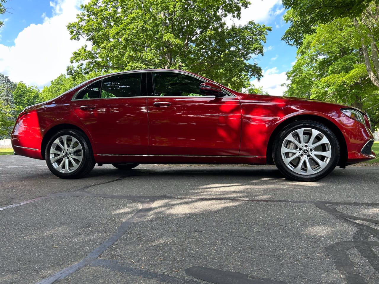 Used 2019 Mercedes-Benz E 450 4MATIC Sedan w/ Driver Assistance Package image 3