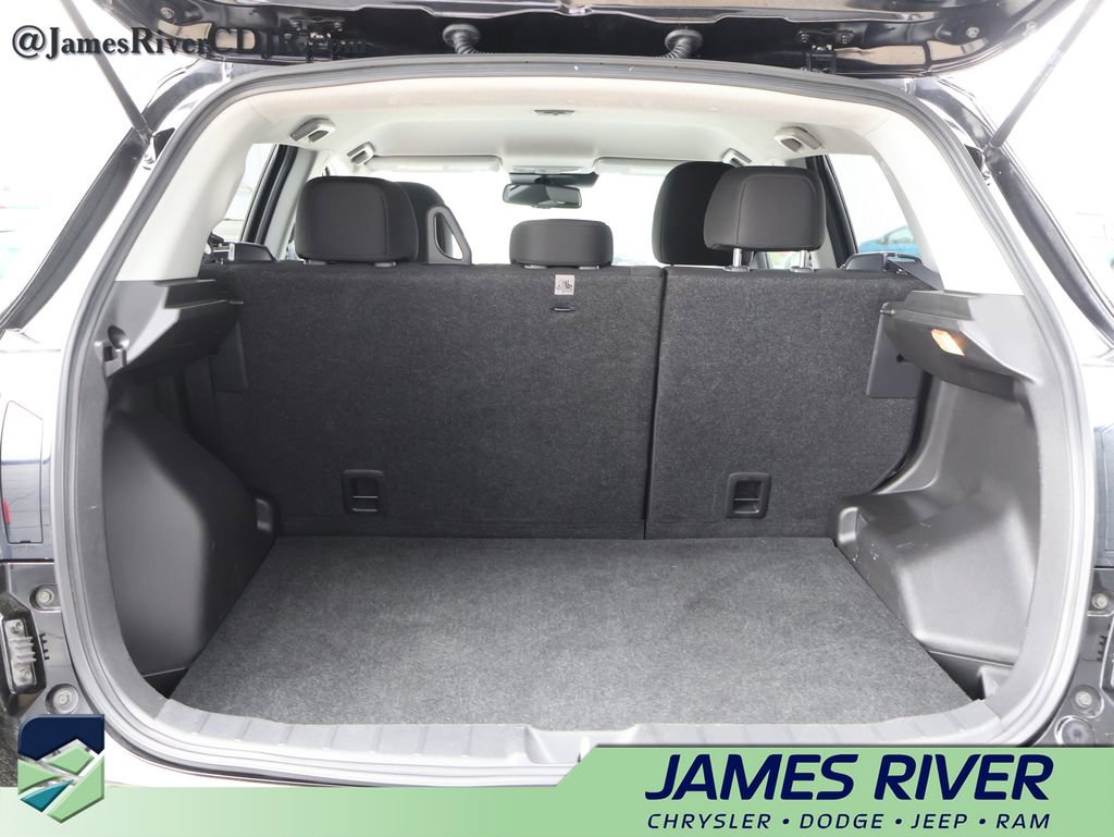 Used 2025 Mitsubishi Outlander Sport LE AWD/4WD image 34