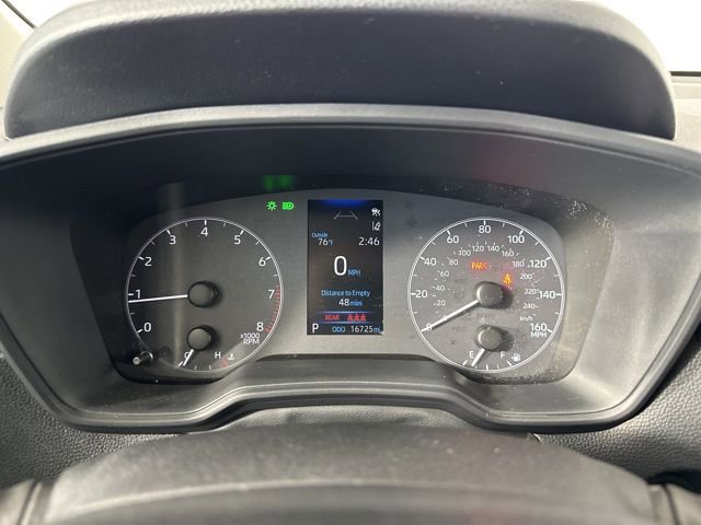 Used 2024 Toyota Corolla Cross LE AWD/4WD image 17
