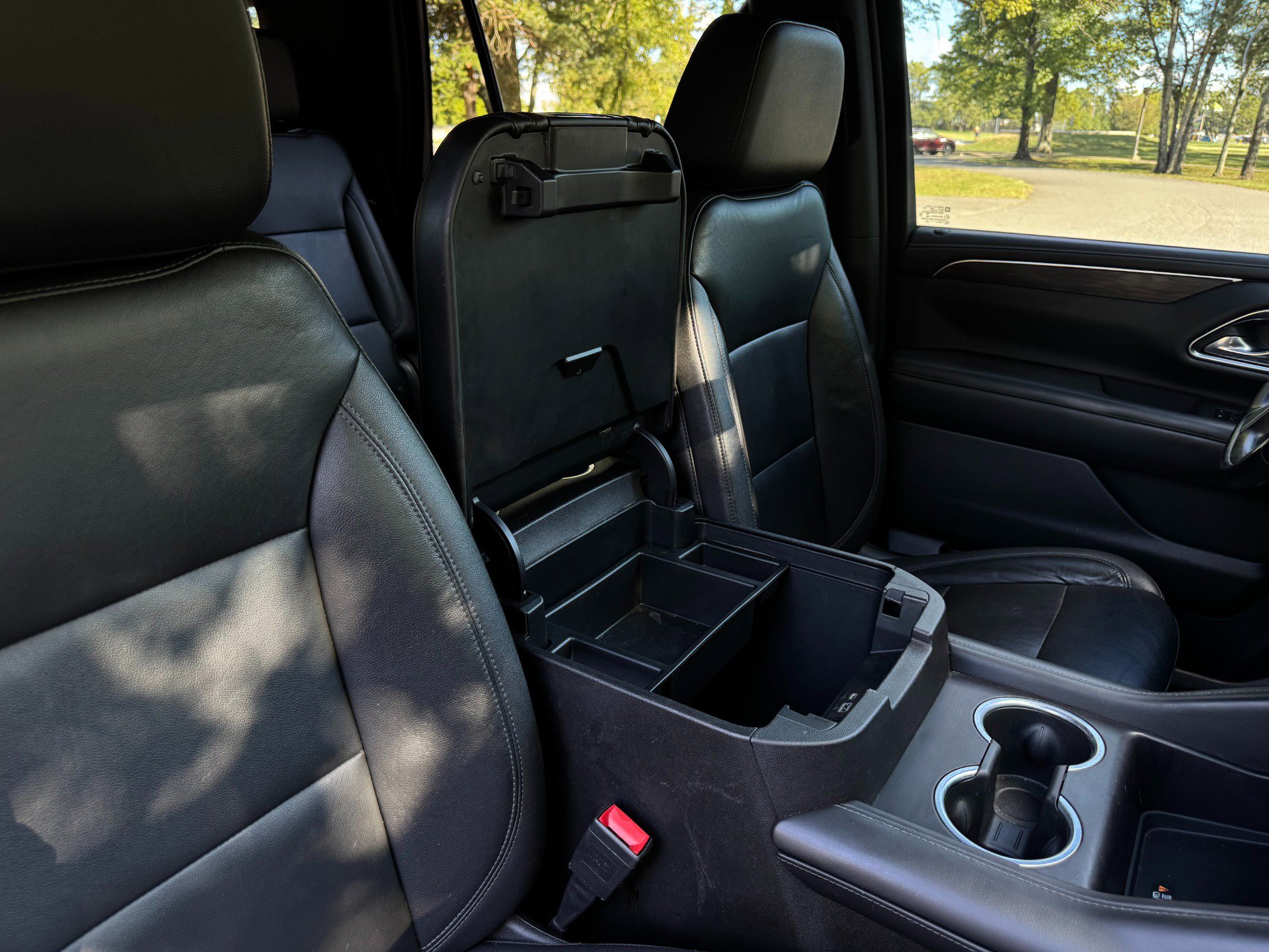 Used 2021 Chevrolet Tahoe LT image 38