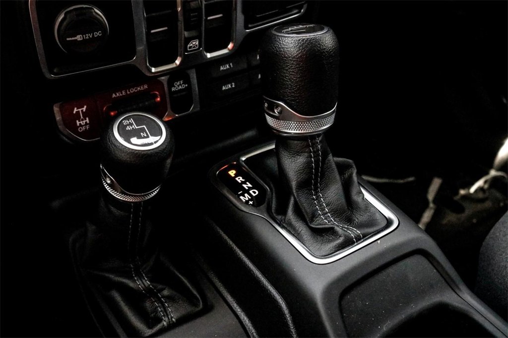 New 2024 Jeep Gladiator Sport image 18