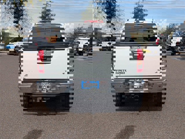 Used 2014 Nissan Frontier SL w/ SL Moonroof Package image 5