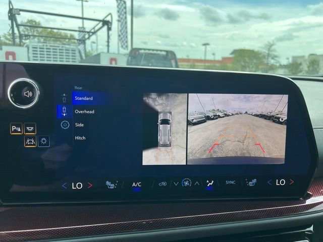 Used 2026 Chevrolet Traverse Z71 w/ Driver Confidence Package image 23