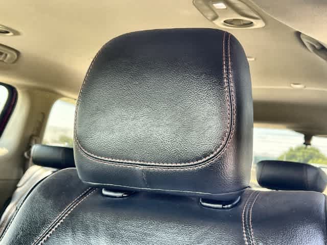 Used 2020 Chrysler Pacifica Touring-L FWD image 25