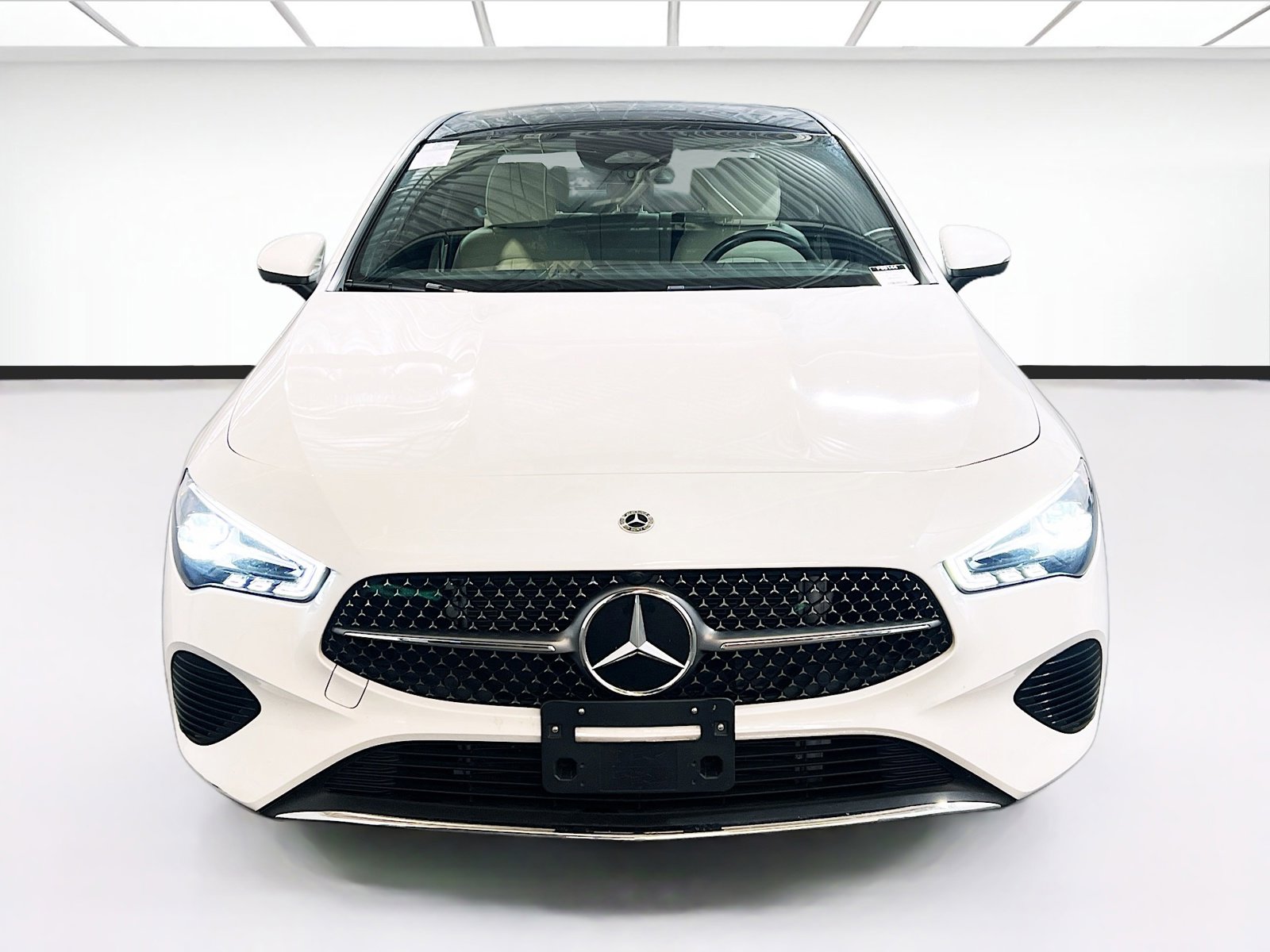 Used 2025 Mercedes-Benz CLA 250 image 2