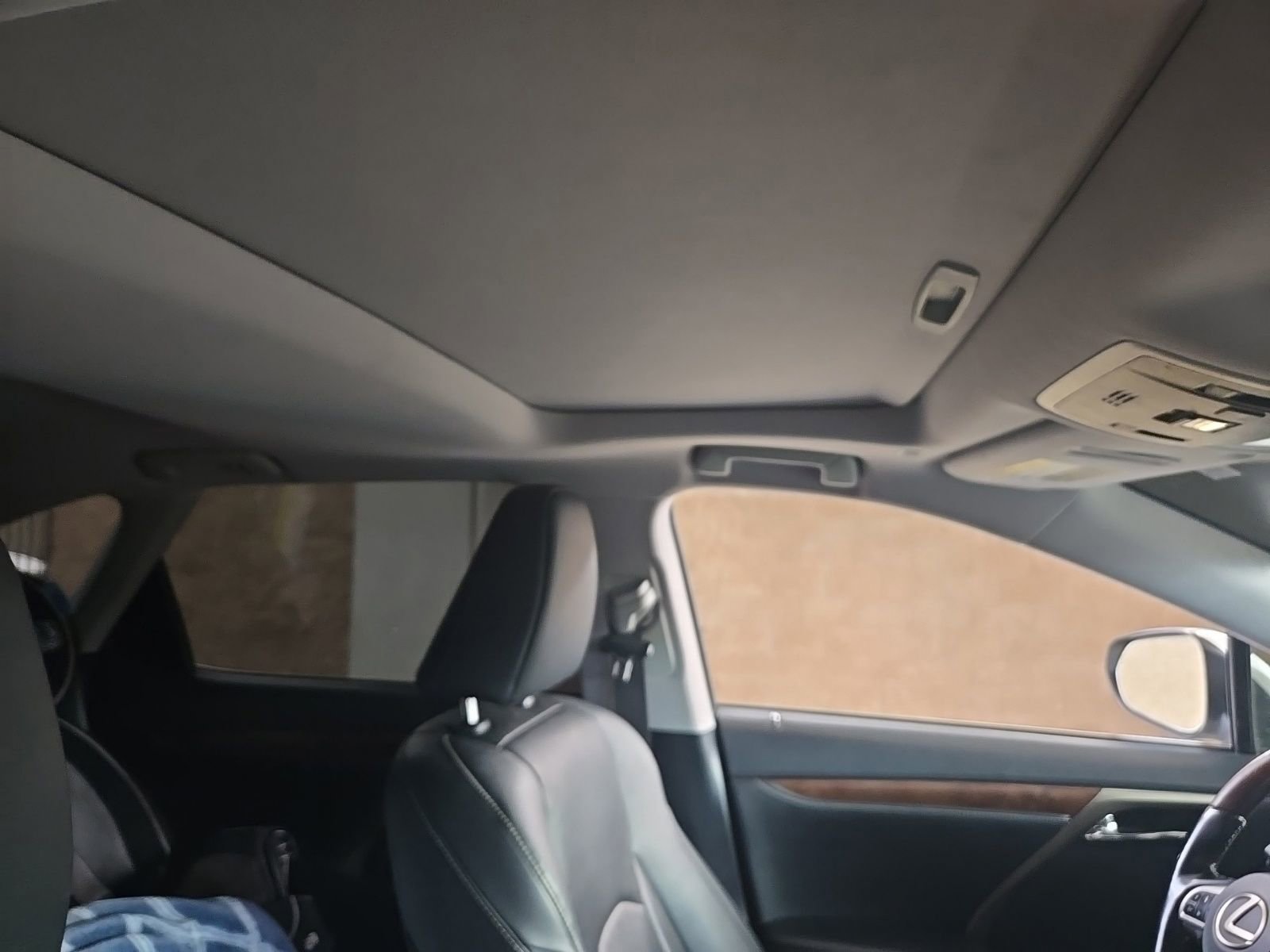 Used 2022 Lexus RX 350L FWD w/ Premium Package image 4