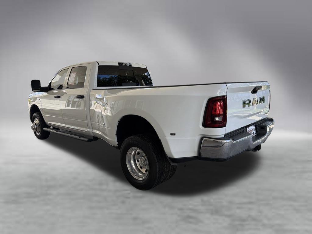 Used 2025 RAM 3500 Tradesman AWD/4WD image 4