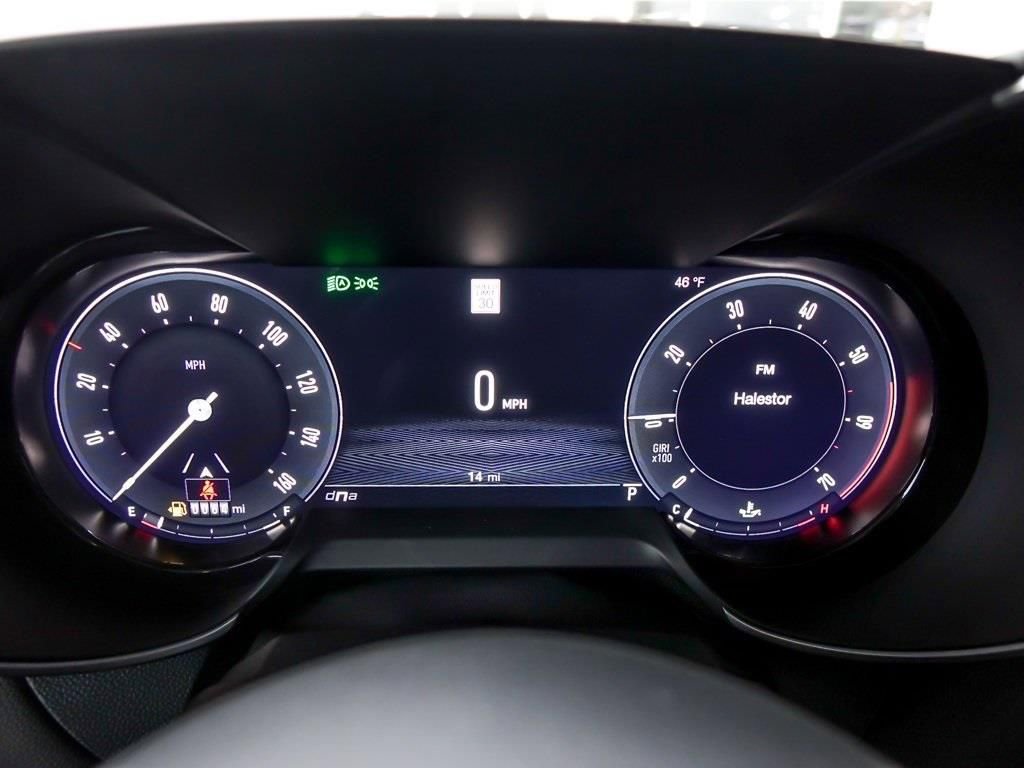 New 2025 Alfa Romeo Giulia AWD w/ Driving Assist Package image 14