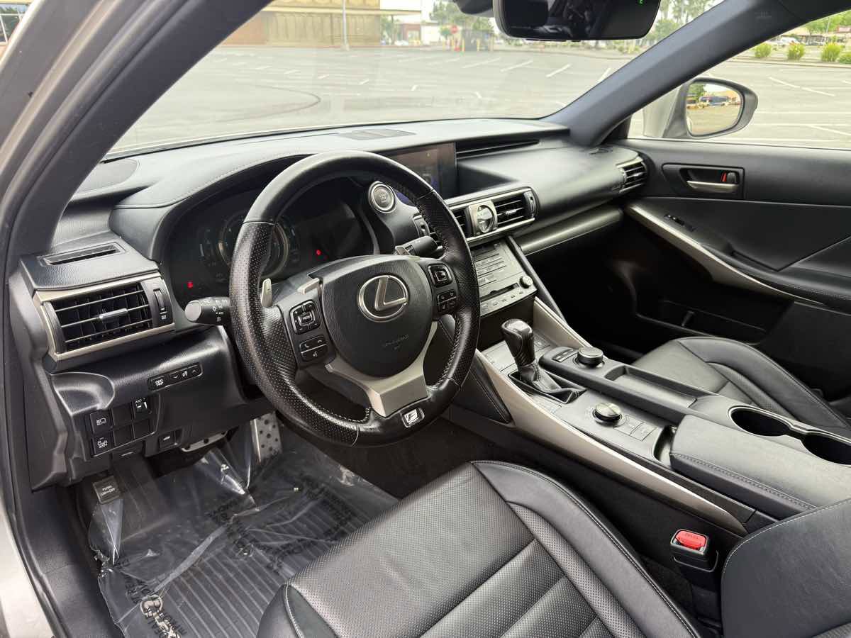 Used 2017 Lexus IS 200t F Sport w/ F Sport Package RWD image 14