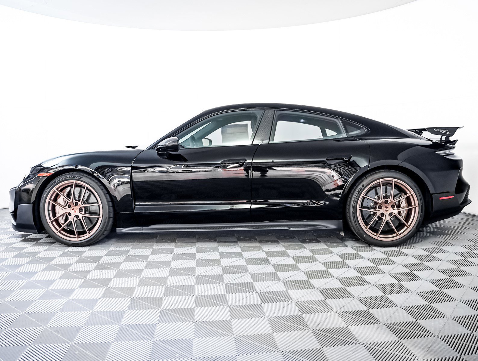 Used 2025 Porsche Taycan Turbo GT image 2